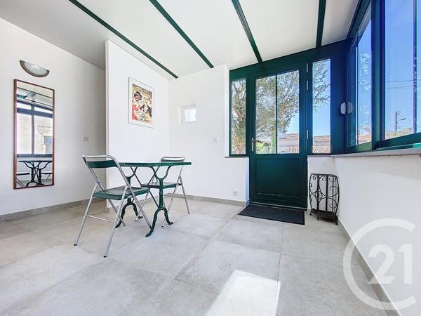 Maison à vendre  3 pièces - 70 m 2   MARENNES  - 17