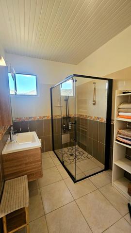 VILLA 3 CHAMBRES AVEC PISCINE ET DÉPENDANCE – LE DIAMANT