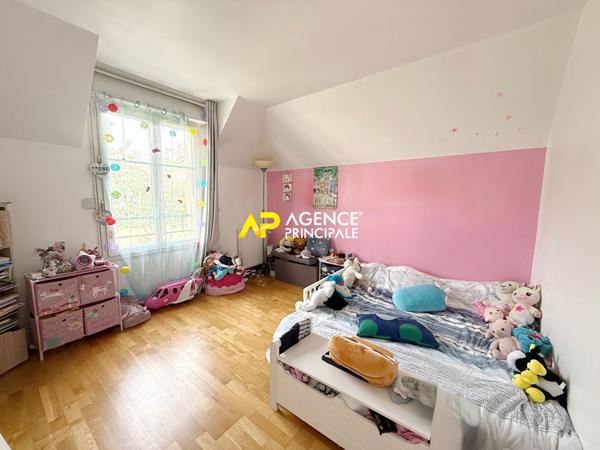 MAISON ARGENTEUIL ORGEMONT 5 pièces 3 chambres 10 minutes à pieds gare du centre €389 000 ** - Référence 4468