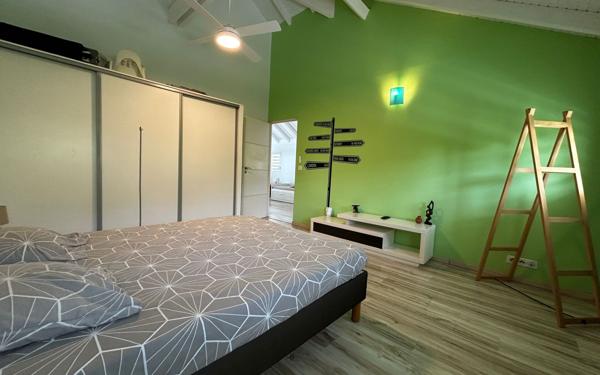 Maison à vendre    5 pièces • 174,99 m2 Saint-François