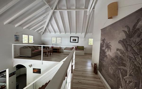 Maison à vendre    5 pièces • 174,99 m2 Saint-François