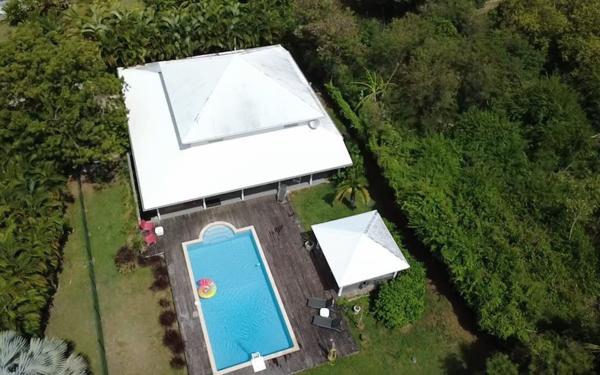 Maison à vendre    5 pièces • 174,99 m2 Saint-François