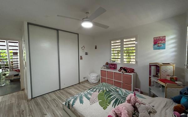 Maison à vendre    5 pièces • 174,99 m2 Saint-François