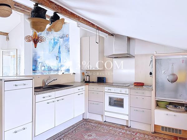 Maison 8 pièce(s) 3 chambre(s) 215.14 m²