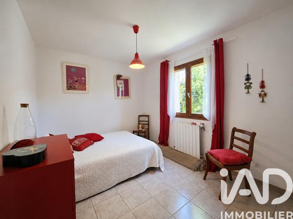 Maison à vendre 7 pièces 114,37 m² Laudun-l'Ardoise