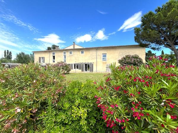 Maison
         8 pièces
        - 245 m² Exclusivité 399 000 € *