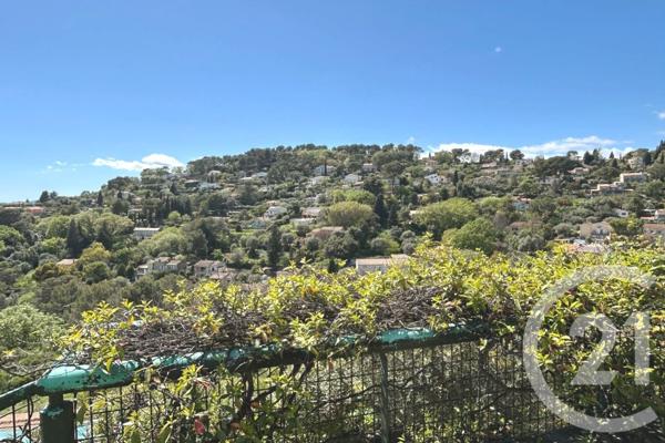 Appartement à vendre  4 pièces - 132 m2 MOUGINS - 06