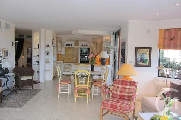 Appartement à vendre  4 pièces - 132 m2 MOUGINS - 06