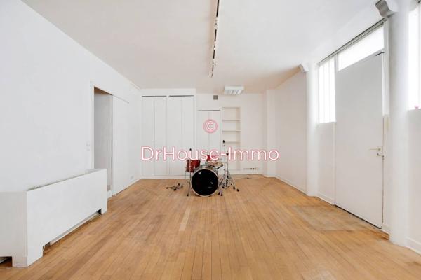 Loft / Atelier à vendre 2 pièces de 48 m²