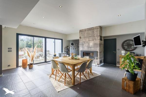 Maison à vendre |  Louer |  5 pièces | 159 m²