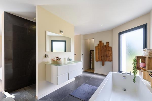 Maison à vendre |  Louer |  5 pièces | 159 m²