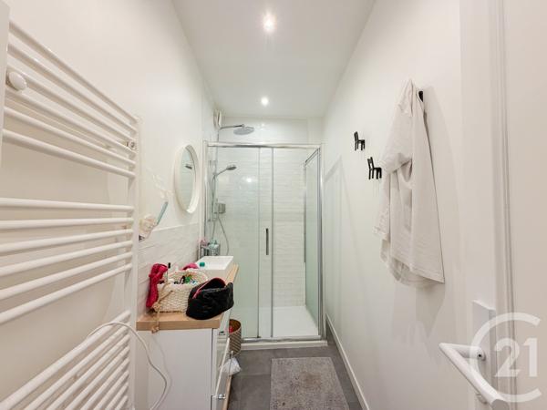 Immeuble à vendre  147 m 2   DAX  - 40