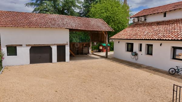 Maison rénovée avec piscine et Grangette Saint-Sylvestre-sur-Lot (47140)