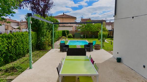 Maison rénovée avec piscine et Grangette Saint-Sylvestre-sur-Lot (47140)