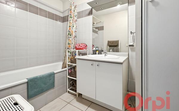Appartement à vendre    2 pièces • 36,76 m2 Sérignan