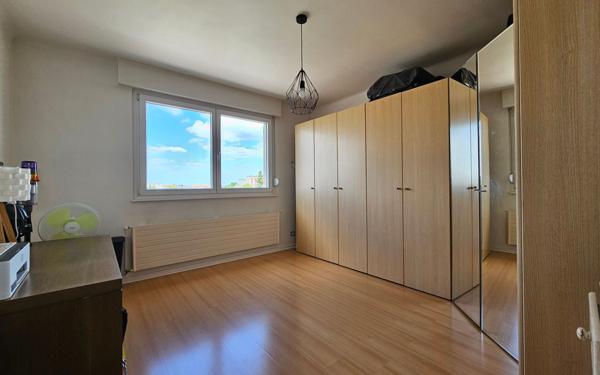Appartement à vendre    4 pièces • 100 m2 Florange