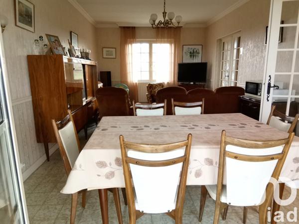 Maison 5 pièces de 102 m² à Argenton-sur-Creuse (36200)