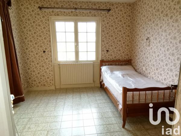 Maison 5 pièces de 102 m² à Argenton-sur-Creuse (36200)