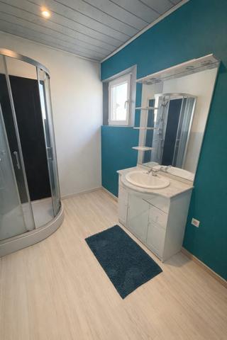 Ferme avec appartement et plusieurs dépendances