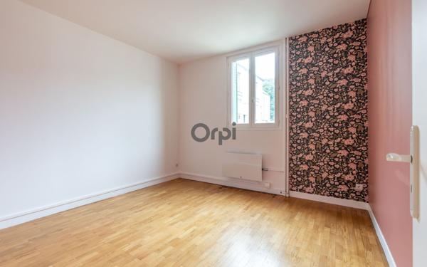 Appartement à vendre    2 pièces • 38,53 m2 Joinville-le-Pont