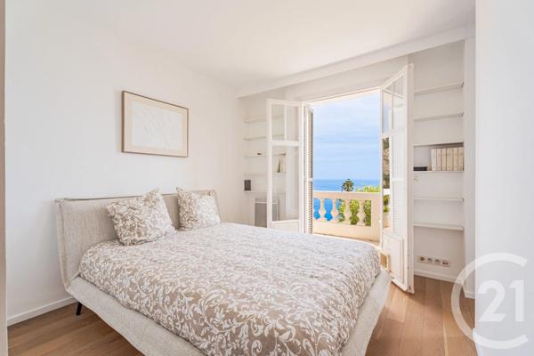 Maison à vendre  4 pièces - 150,19 m 2   EZE  - 06