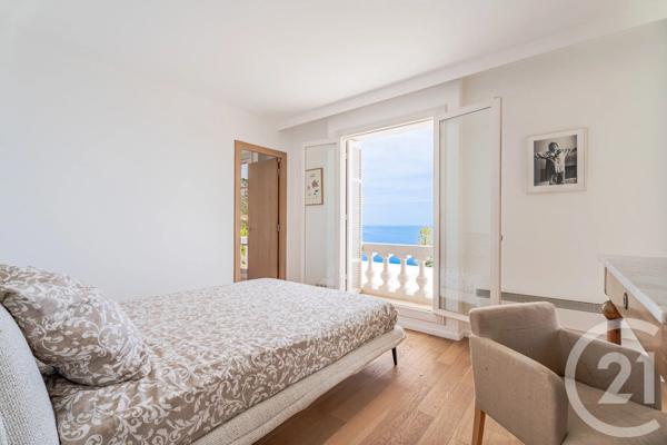 Maison à vendre  4 pièces - 150,19 m 2   EZE  - 06