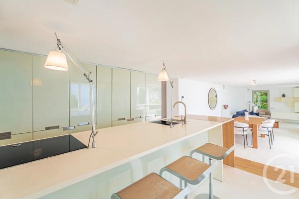 Maison à vendre  4 pièces - 150,19 m 2   EZE  - 06