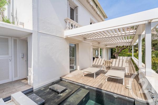 Maison à vendre  4 pièces - 150,19 m 2   EZE  - 06