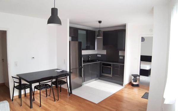 Appartement à louer    2 pièces • 42,21 m2 Issy-les-Moulineaux