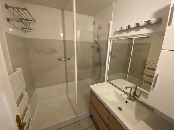 Appartement 5 pièces de 95 m² à Royat