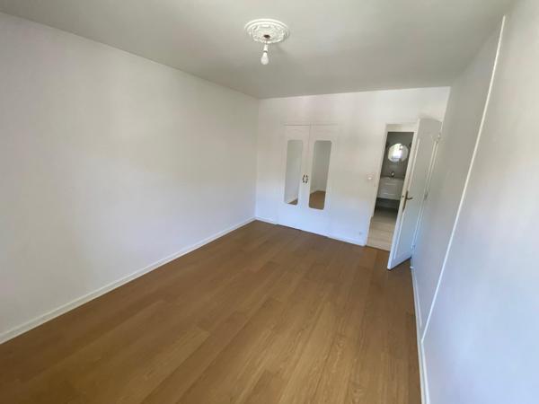 Appartement 5 pièces de 95 m² à Royat