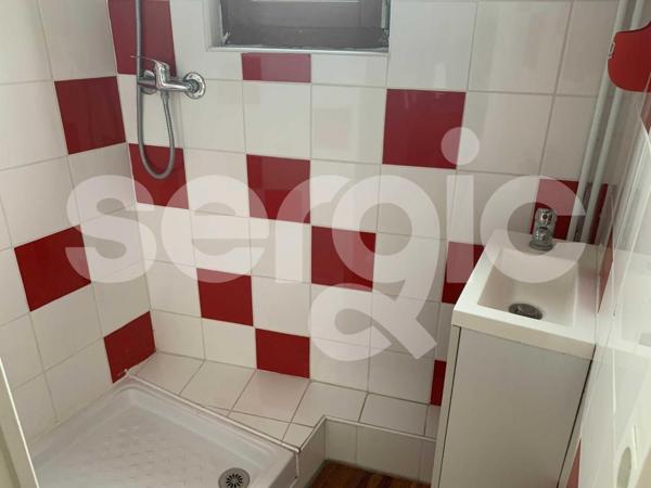 Location 3 Pieces 57 80000 Amiens 25 1310 01 0075