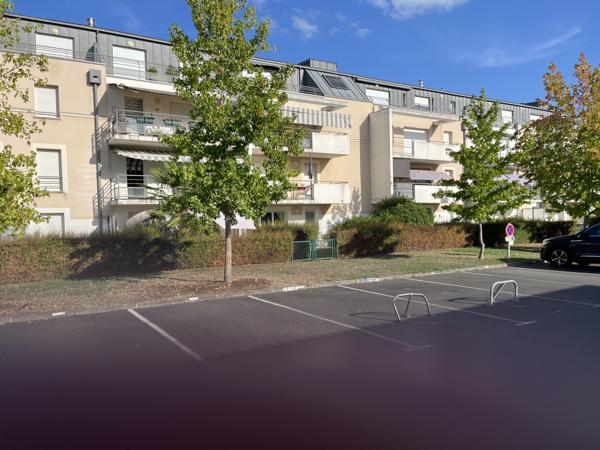 APPARTEMENT F4 RÉSIDENCE LE CLOS SAINT JAMES CHÂTELLERAULT Réf A.144