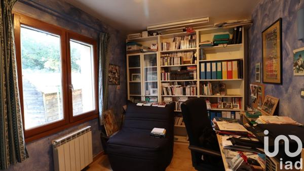 Maison traditionnelle 5 pièces de 156 m² à Saint-Maximin-la-Sainte-Baume (83470)