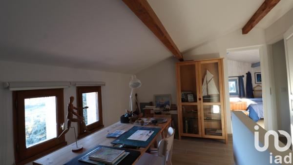 Maison traditionnelle 5 pièces de 156 m² à Saint-Maximin-la-Sainte-Baume (83470)