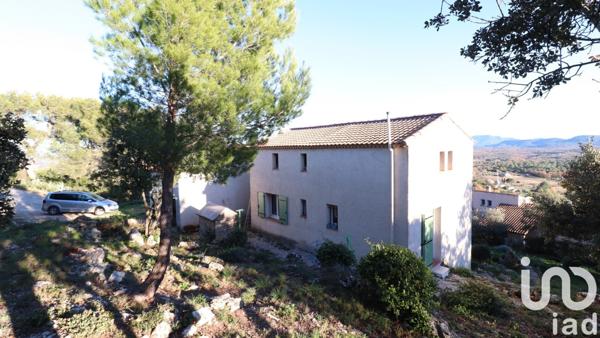 Maison traditionnelle 5 pièces de 156 m² à Saint-Maximin-la-Sainte-Baume (83470)