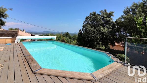 Maison traditionnelle 5 pièces de 156 m² à Saint-Maximin-la-Sainte-Baume (83470)