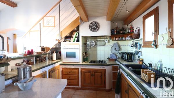 Maison traditionnelle 5 pièces de 156 m² à Saint-Maximin-la-Sainte-Baume (83470)