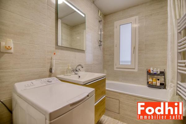 Appartement 3 pièces de 67m²- au 1er étage avec Balcon et parking