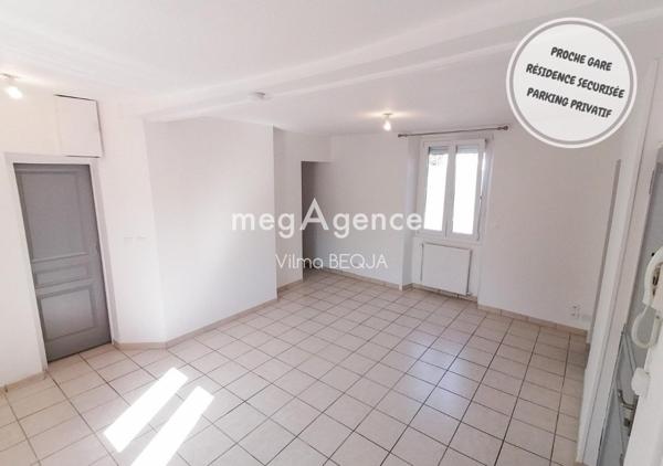 Immeuble à SENS, 89100 - 200m²