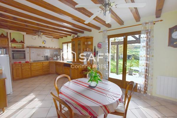 Maison familiale T 5/6 de 155 m² sur terrain de 2754 m² avec sous sol complet