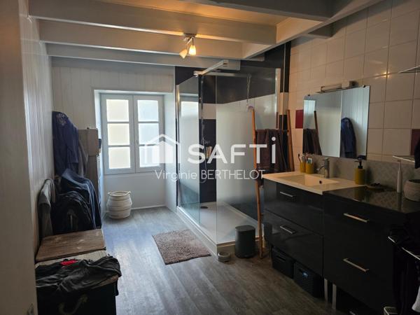 MAISON 3 CHAMBRES / 2 ENTREES IDEALE POUR 1 PROFESSION INDEPENDANTE !