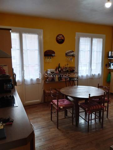 Immeuble mixte de 292 m²