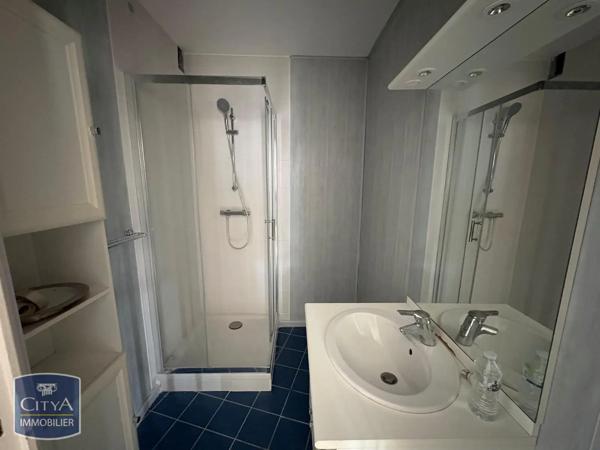 Appartement à louer 2 pièces 69.85m² Grenoble (38000)