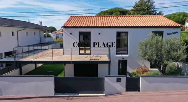 Vaux-sur-Mer (17640) VAUX SUR MER - ENTRE PONTAILLAC ET LE GILET - MAISON REFAITE A NEUF VUE OCEAN 5 PIECES GARAGE TERRASSE AU PRI