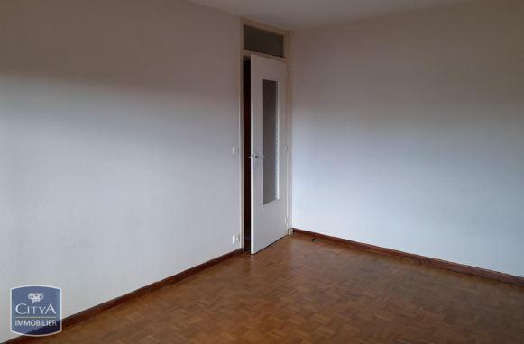 Appartement à louer 1 pièce 32.3m²