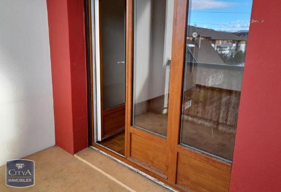 Appartement à louer 1 pièce 32.3m²