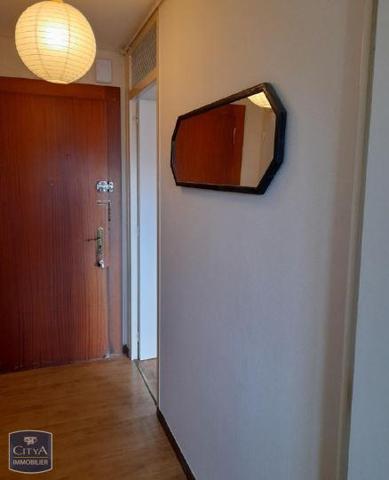 Appartement à louer 1 pièce 32.3m²