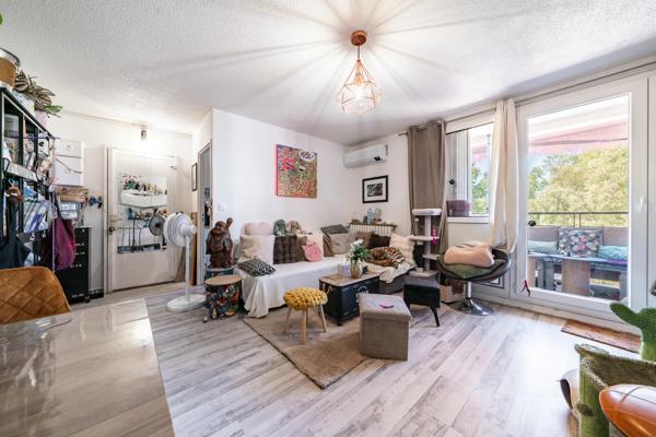 Appartement
         3 pièces
        - 58 m² Exclusivité 249 000 € *