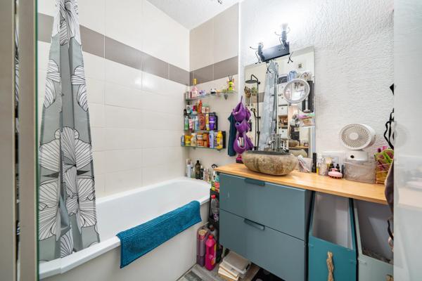 Appartement
         3 pièces
        - 58 m² Exclusivité 249 000 € *